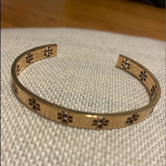 Tory Burch Pierced T Bangle - Picture 2 of 7
